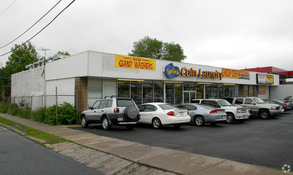 8799 Frankford Ave, Philadelphia, PA for lease - Building Photo - Image 2 of 6