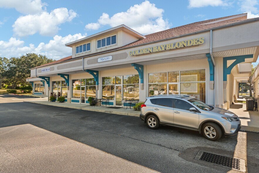 1480-1492 Alternate 19, Palm Harbor, FL à vendre - Photo du bâtiment - Image 2 de 17