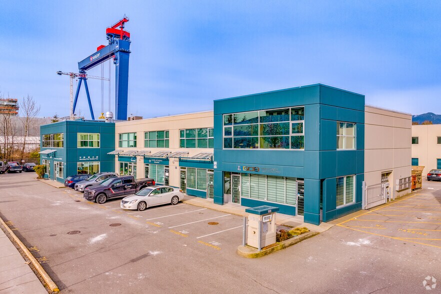 998 Harbourside Dr, North Vancouver, BC à vendre - Photo du bâtiment - Image 1 de 7