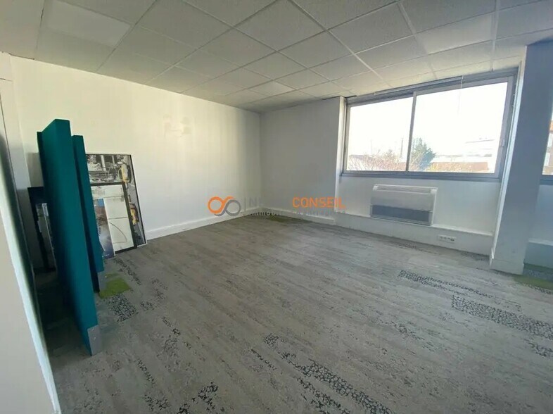 Bureau dans Nanterre à vendre - Photo intérieure - Image 3 de 11