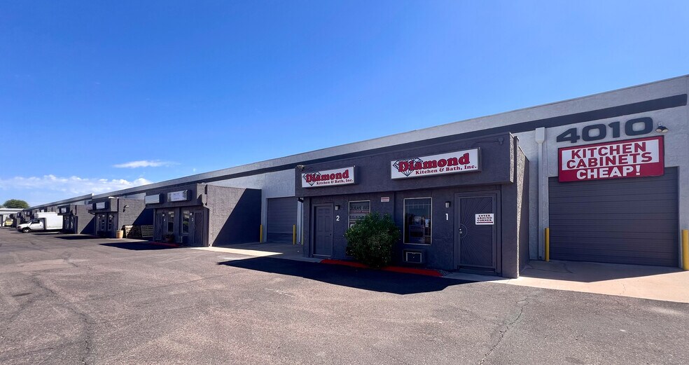 4010 NW Grand Ave, Phoenix, AZ à louer - Photo du bâtiment - Image 3 de 5