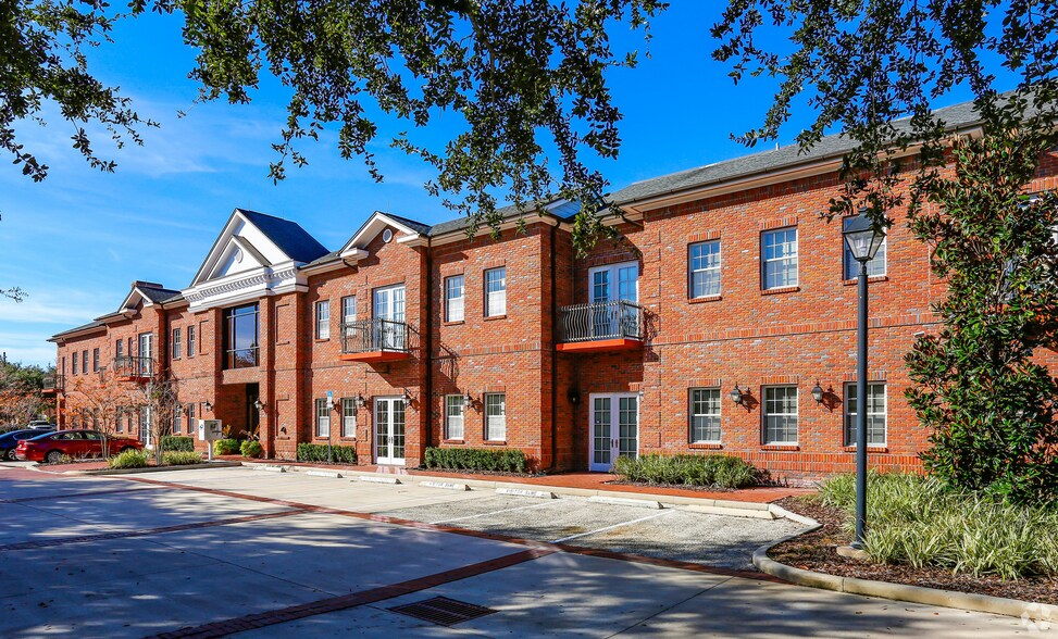 1601-1615 Edgewater Dr, Orlando, FL à louer - Photo du bâtiment - Image 2 de 4