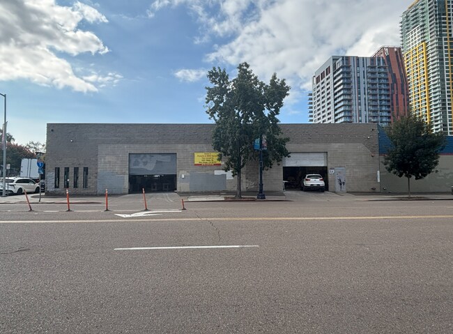 Plus de détails pour 1633 Market St, San Diego, CA - Local d'activités à louer
