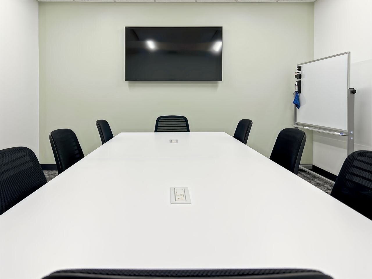 3940 Peninsular Dr SE, Grand Rapids, MI for lease Building Photo- Image 1 of 14