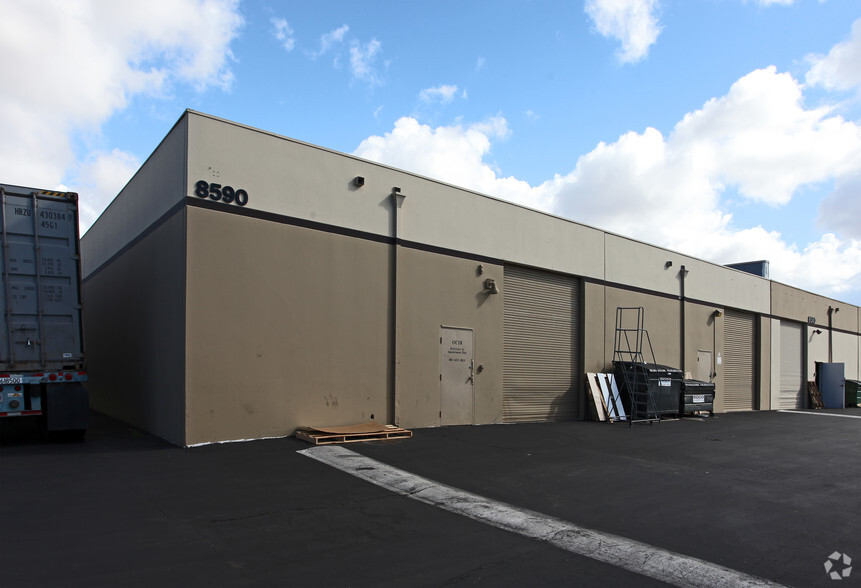 8590 Production Ave, San Diego, CA for lease - Building Photo - Image 2 of 2