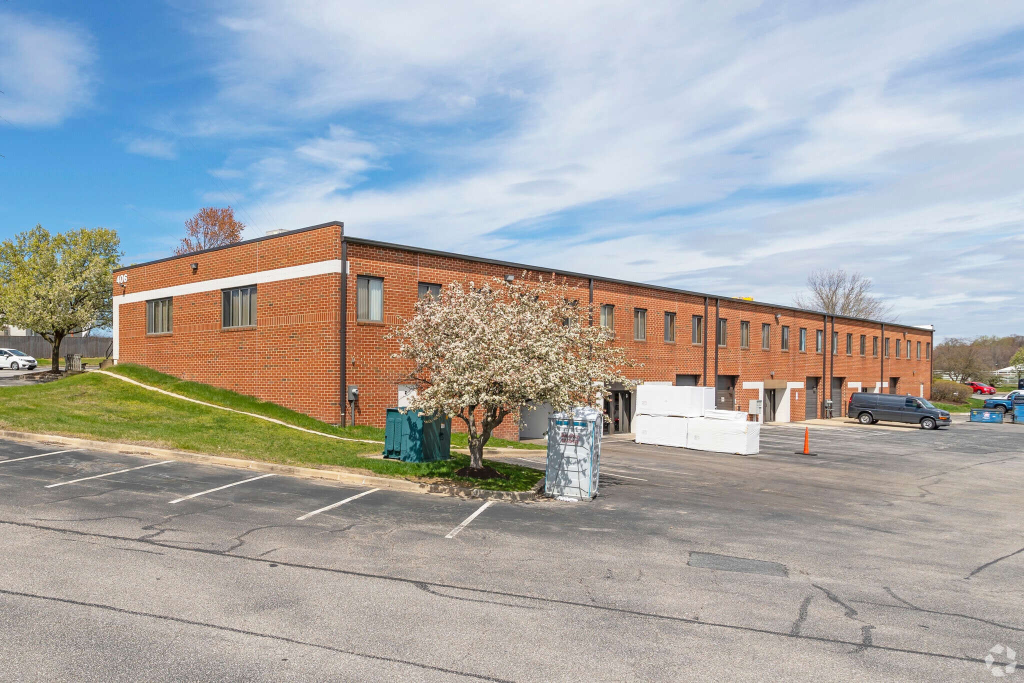 406 Headquarters Dr, Millersville, MD for lease Primary Photo- Image 1 of 4