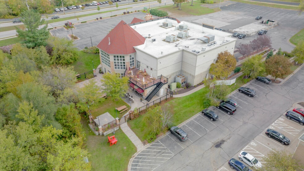 2305 Sherman St, Wausau, WI for sale - Building Photo - Image 3 of 31