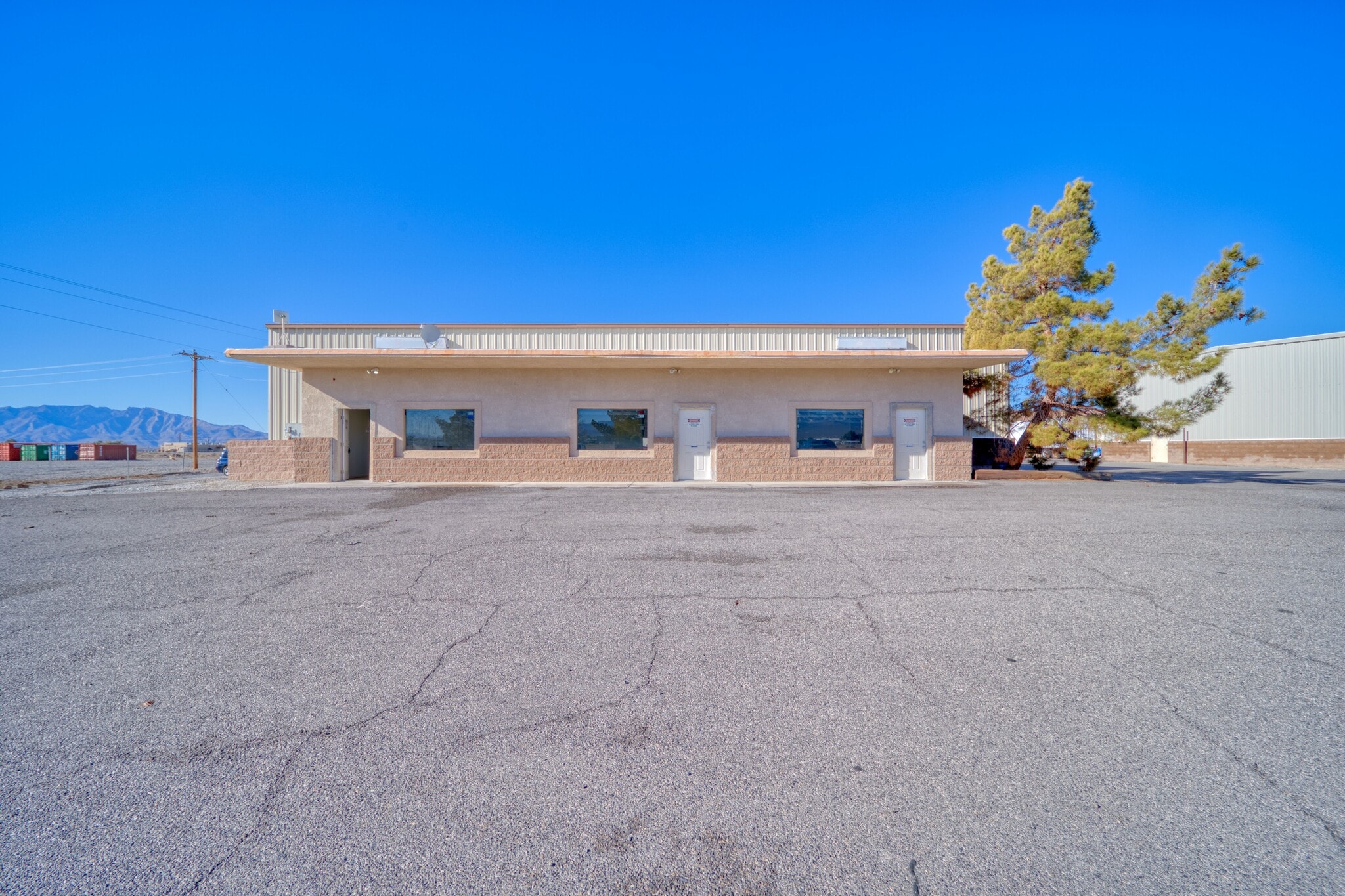 800 Margaret St, Pahrump, NV à louer Photo principale- Image 1 de 27
