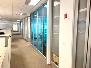 3611 Queen Palm Dr, Tampa, FL for lease Interior Photo- Image 2 of 3