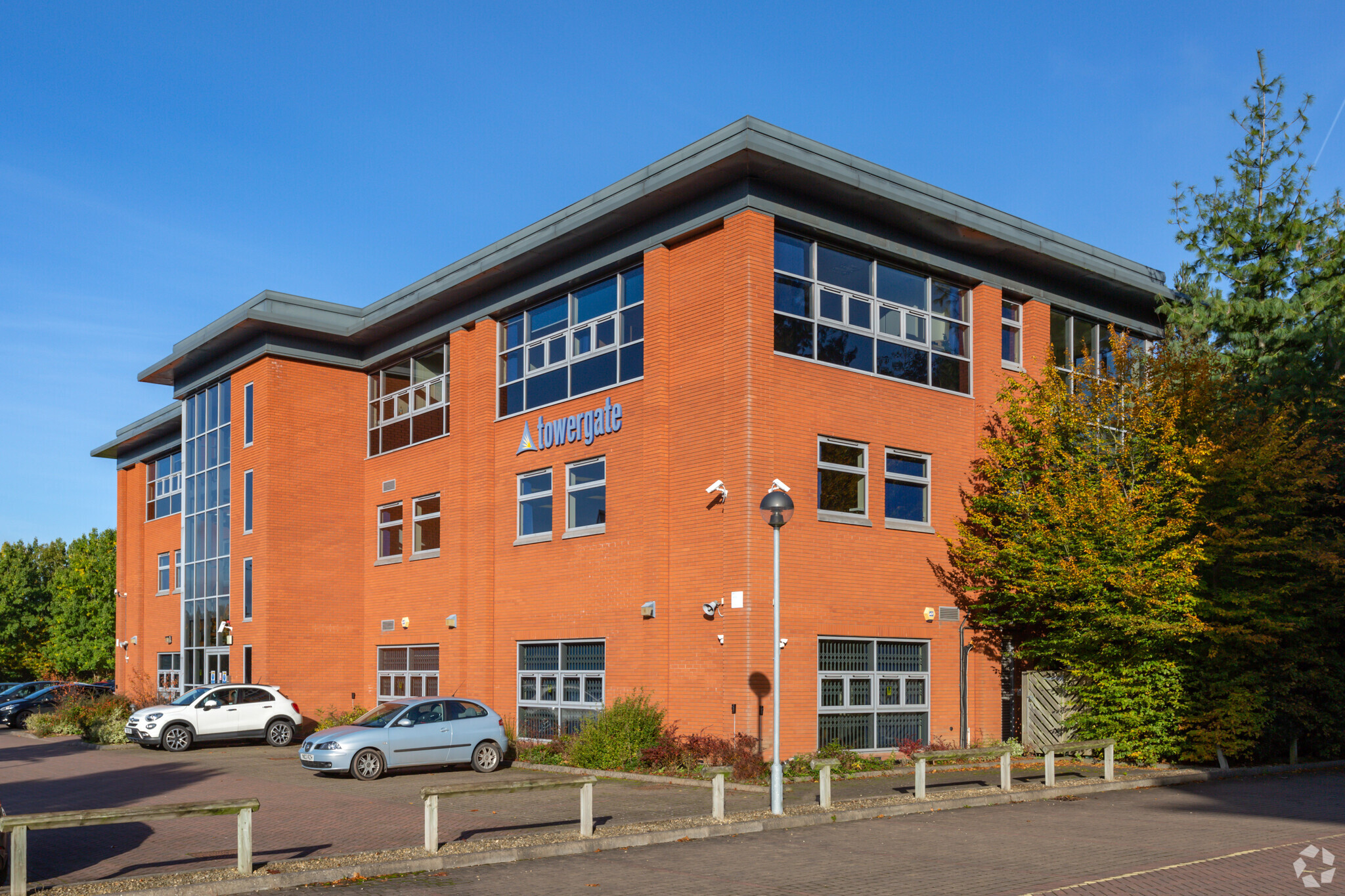 Euston Way, Telford for sale Primary Photo- Image 1 of 4