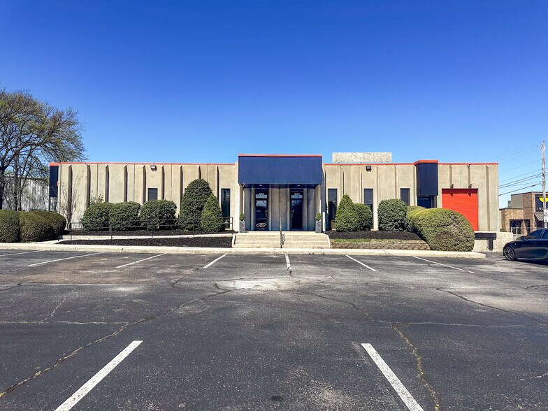 3000-3002 Bob Wallace Ave SW, Huntsville, AL à vendre - Photo du bâtiment - Image 2 de 32