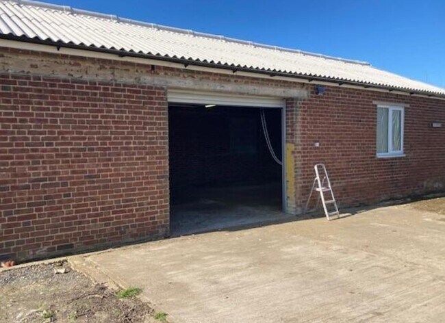 Plus de détails pour Church St, Rodmersham - Industriel à louer