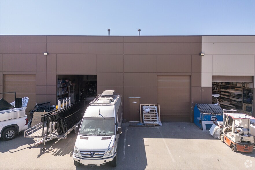 11566 Eburne Way, Richmond, BC for lease - Building Photo - Image 3 of 4