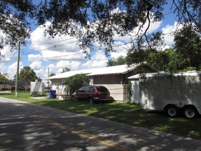 7 E Cherry St, Kissimmee, FL à vendre - Photo principale - Image 1 de 1