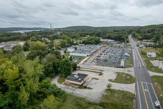 641 Norwich New London Tpke, Uncasville, CT - Aerial  map view