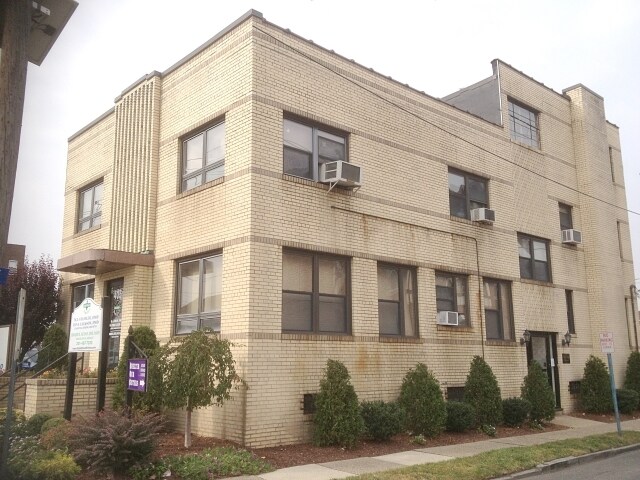 407 State St, Hackensack, NJ à vendre - Photo du bâtiment - Image 3 de 3