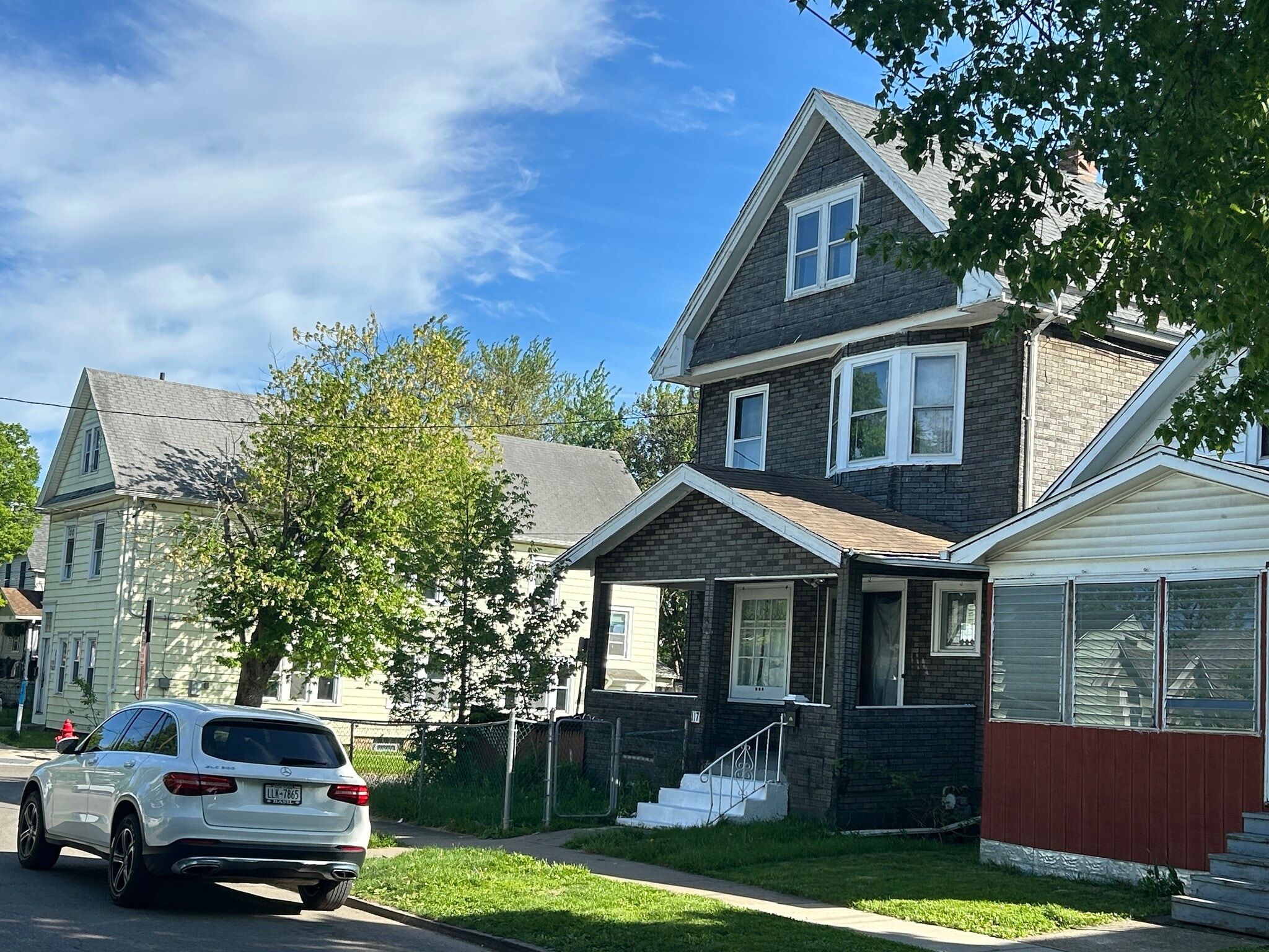 117 Mayer Ave, Buffalo, NY for sale Primary Photo- Image 1 of 2