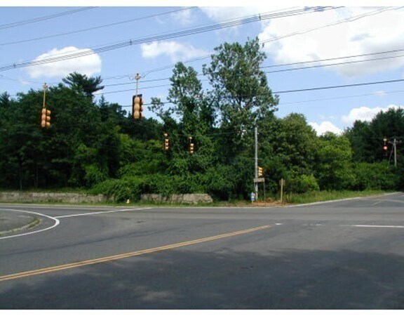 483 Thurston, Wrentham, MA à vendre - Autre - Image 3 de 6