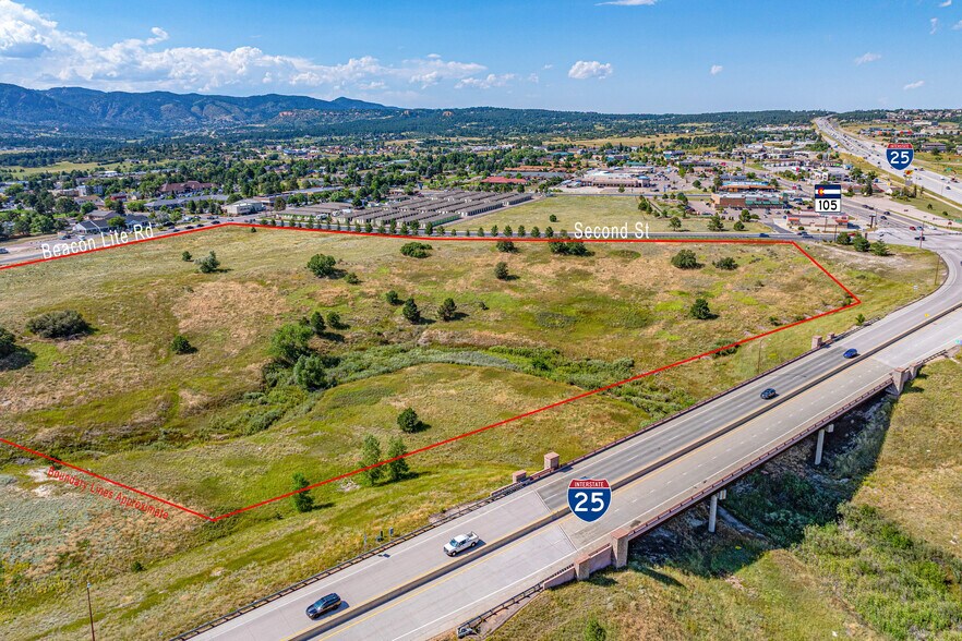 Monument Gateway Hwy 105/I-25 22.20 AC portefeuille de 2 propriétés à vendre sur LoopNet.ca - Photo du bâtiment - Image 2 de 3