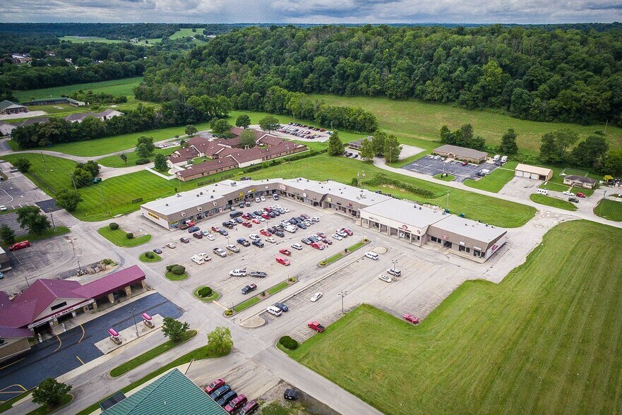 125 Settlers Center Rd, Taylorsville, KY à louer - Photo du bâtiment - Image 3 de 9