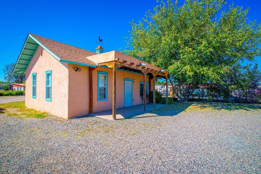 517 E Reinken Ave, Belen, NM à vendre - Photo principale - Image 1 de 1