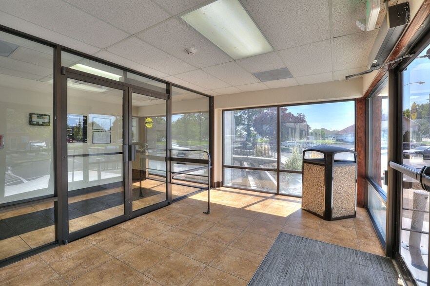 500 N Morain St, Kennewick, WA à louer - Photo du bâtiment - Image 3 de 12