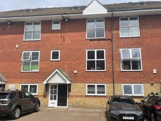 Plus de détails pour 6 Priory Court, Tuscam Way, Camberley - Bureau à vendre