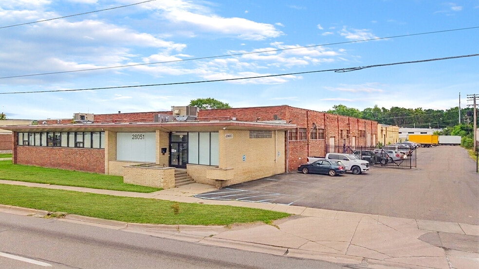26051 Michigan Ave, Inkster, MI for sale - Building Photo - Image 3 of 36