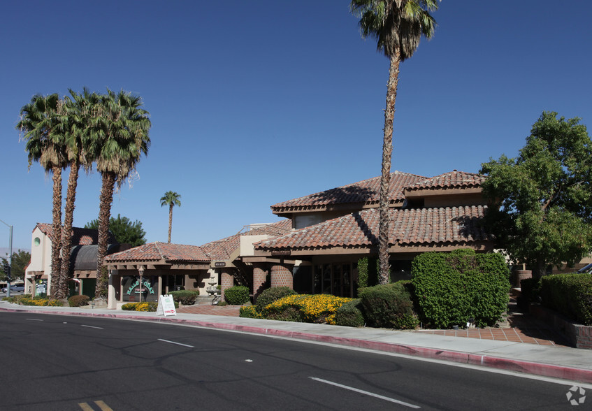 73520 El Paseo, Palm Desert, CA à vendre - Photo principale - Image 1 de 1