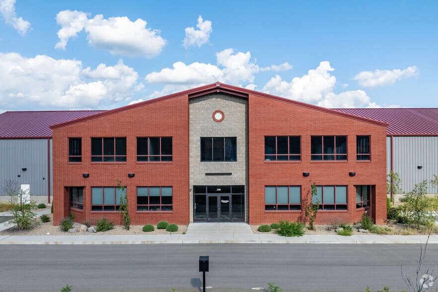 180 Bet Tech Dr, Aliquippa, PA for lease - Building Photo - Image 3 of 4