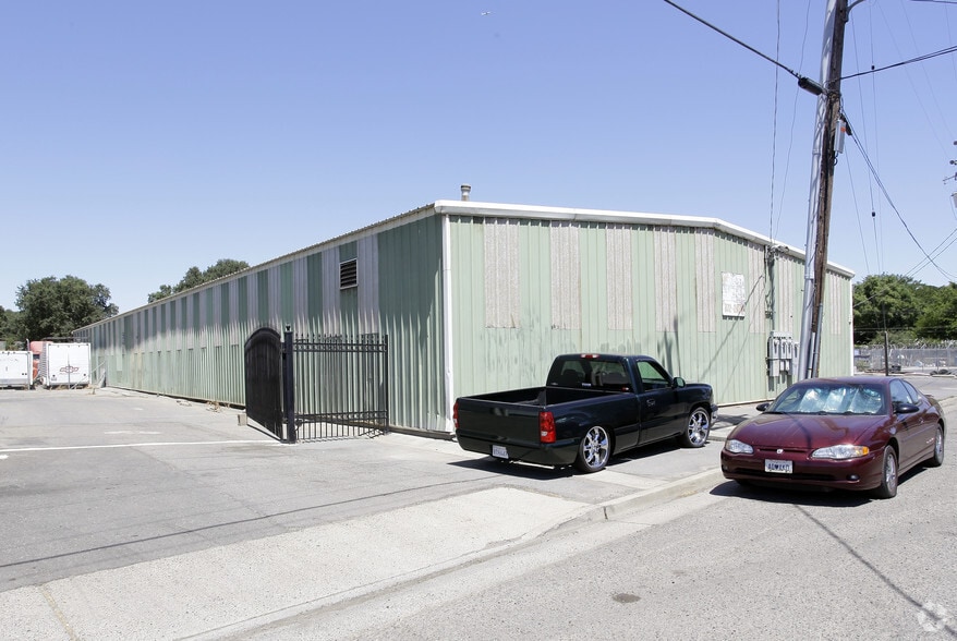2206-2214 Rice Ave, West Sacramento, CA for lease - Primary Photo - Image 1 of 4