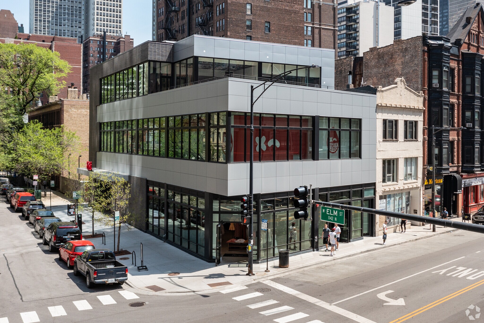 1139 N State St, Chicago, IL à louer Photo principale- Image 1 de 9