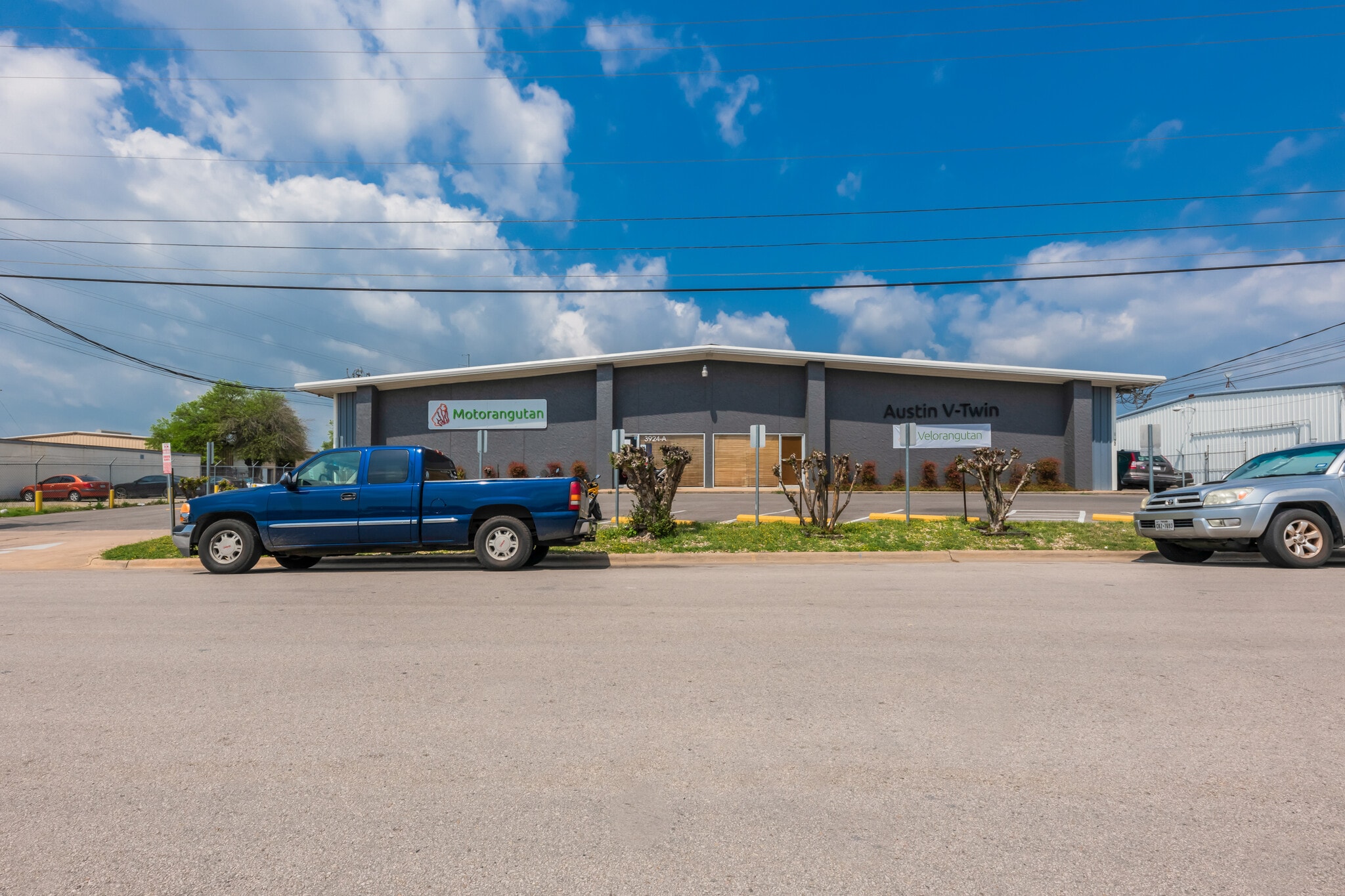 3924 Woodbury Dr, Austin, TX for lease Building Photo- Image 1 of 11