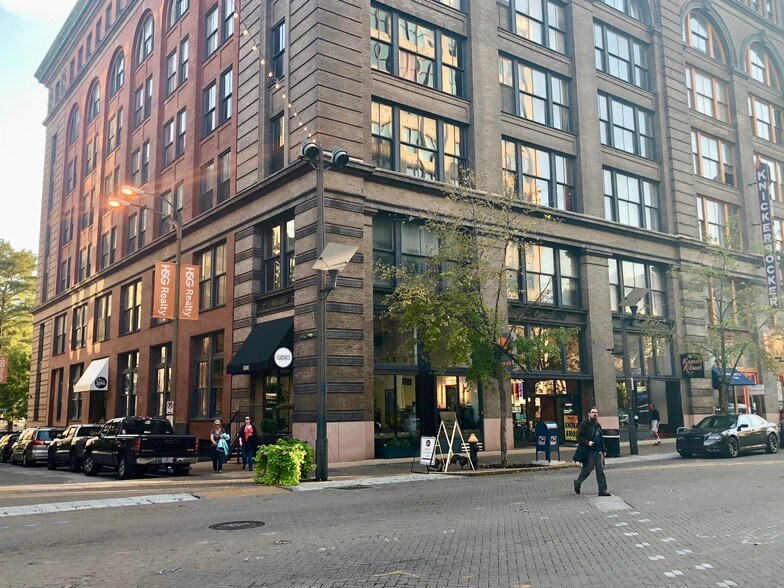 1300 Washington Ave, Saint Louis, MO à vendre - Photo principale - Image 1 de 28