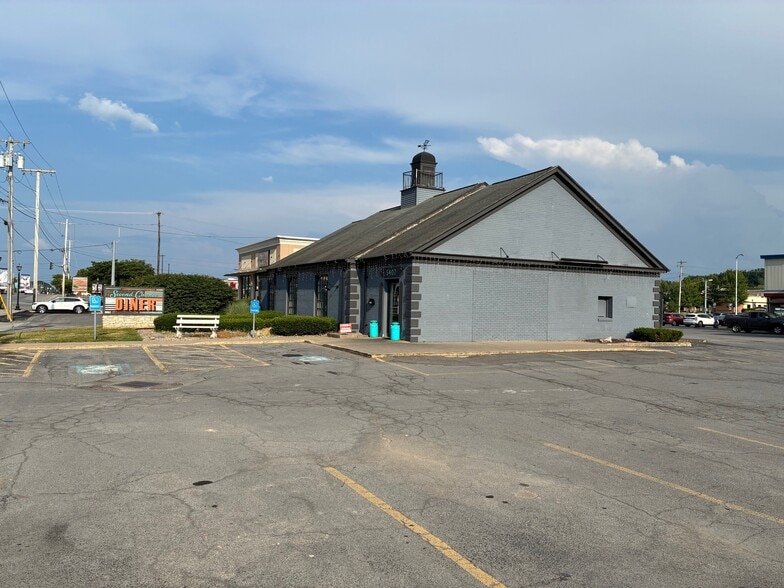 5407 W Genesee St, Camillus, NY for lease - Building Photo - Image 2 of 4