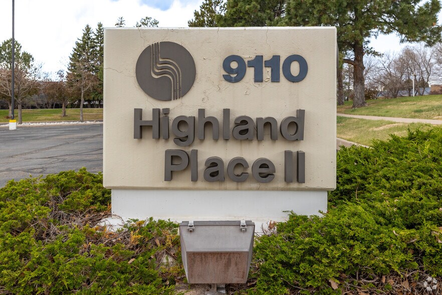 9110 E Nichols Ave, Centennial, CO à vendre - Photo du bâtiment - Image 3 de 48