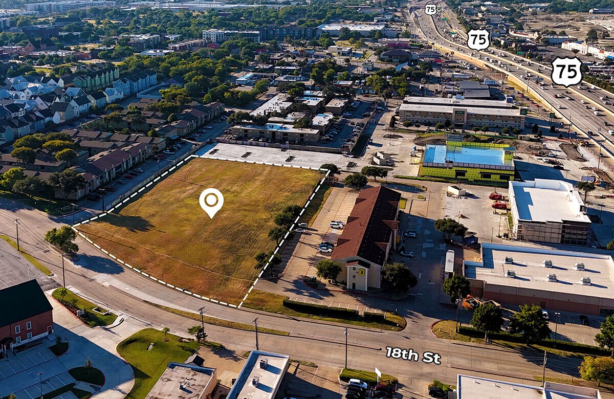 SEQ US 75 & 18th St, Plano, TX à vendre Aérien- Image 1 de 4