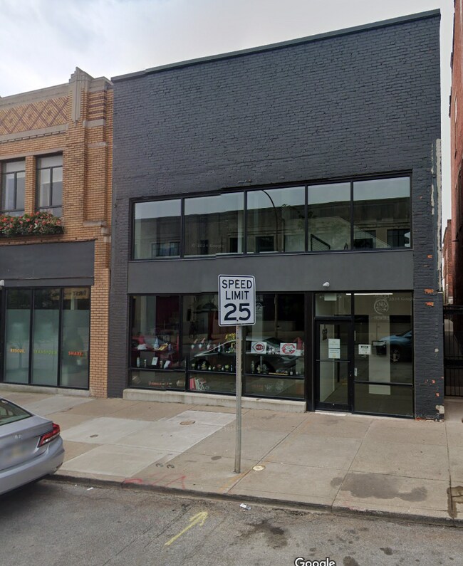 More details for 911 E McMillan St, Cincinnati, OH - Retail for Sale