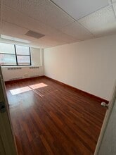4010 Washington St, Kansas City, MO for lease Interior Photo- Image 1 of 4