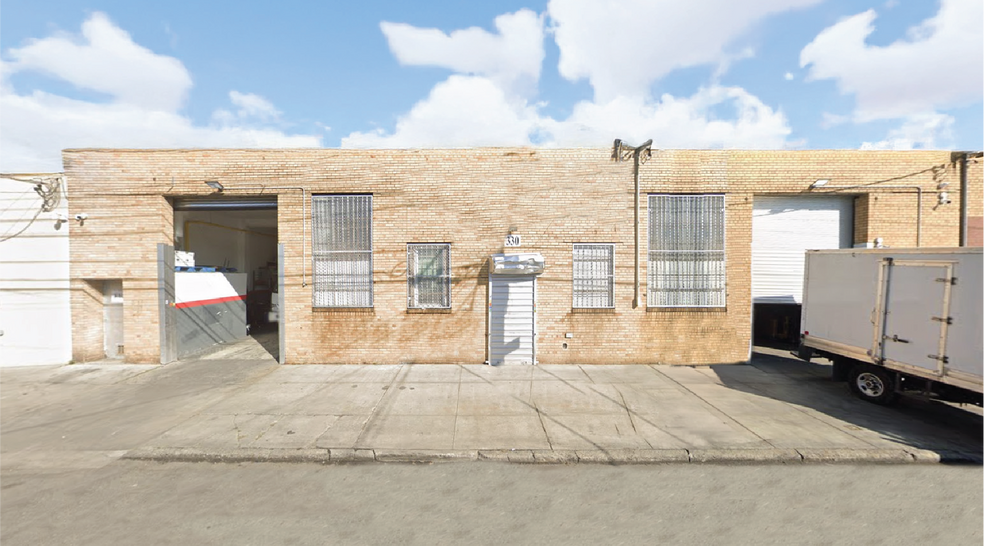 330 Coster St, Bronx, NY for lease - Building Photo - Image 1 of 3