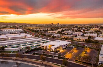 3 Burroughs, Irvine, CA - AÉRIEN Vue de la carte - Image1