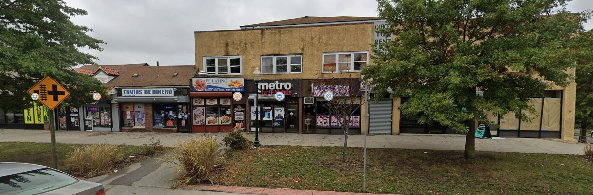 28-40 E Suffolk Ave, Central Islip, NY for lease Primary Photo- Image 1 of 3