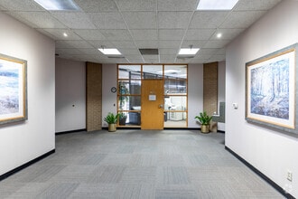 7100 W College Blvd, Overland Park, KS for lease Interior Photo- Image 2 of 6