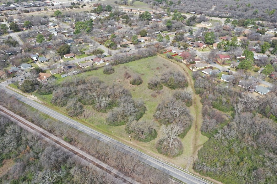 Mingo Rd, Denton, TX à vendre - Photo du bâtiment - Image 3 de 8