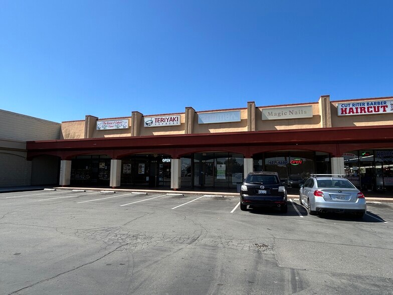 1340-1376 3rd Ave, Chula Vista, CA à louer - Photo du bâtiment - Image 3 de 10