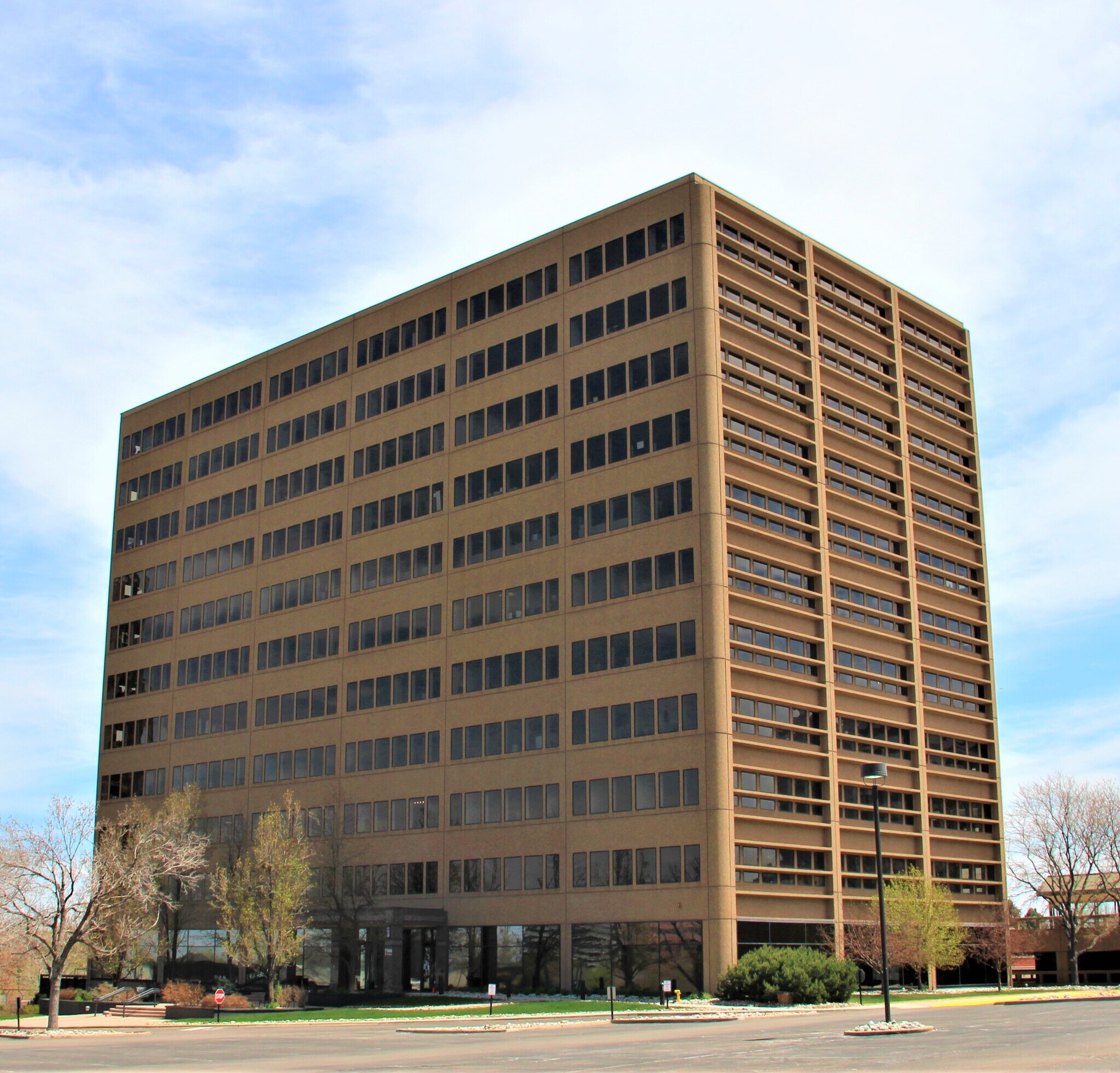 7900 E Union Ave, Denver, CO à louer Photo principale- Image 1 de 5