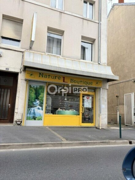 Retail in Reims for sale - Building Photo - Image 1 of 4
