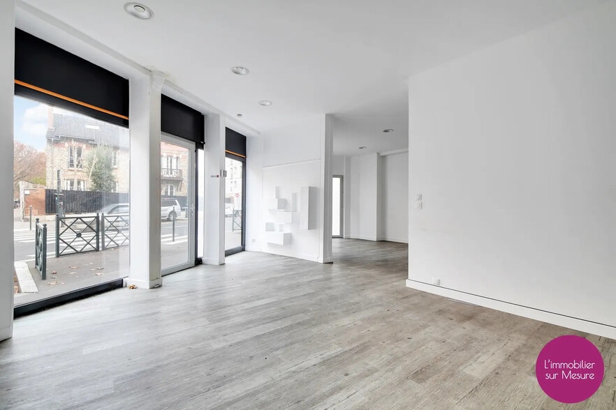 101 Boulevard Voltaire, Asnières-sur-Seine for lease - Interior Photo - Image 3 of 6
