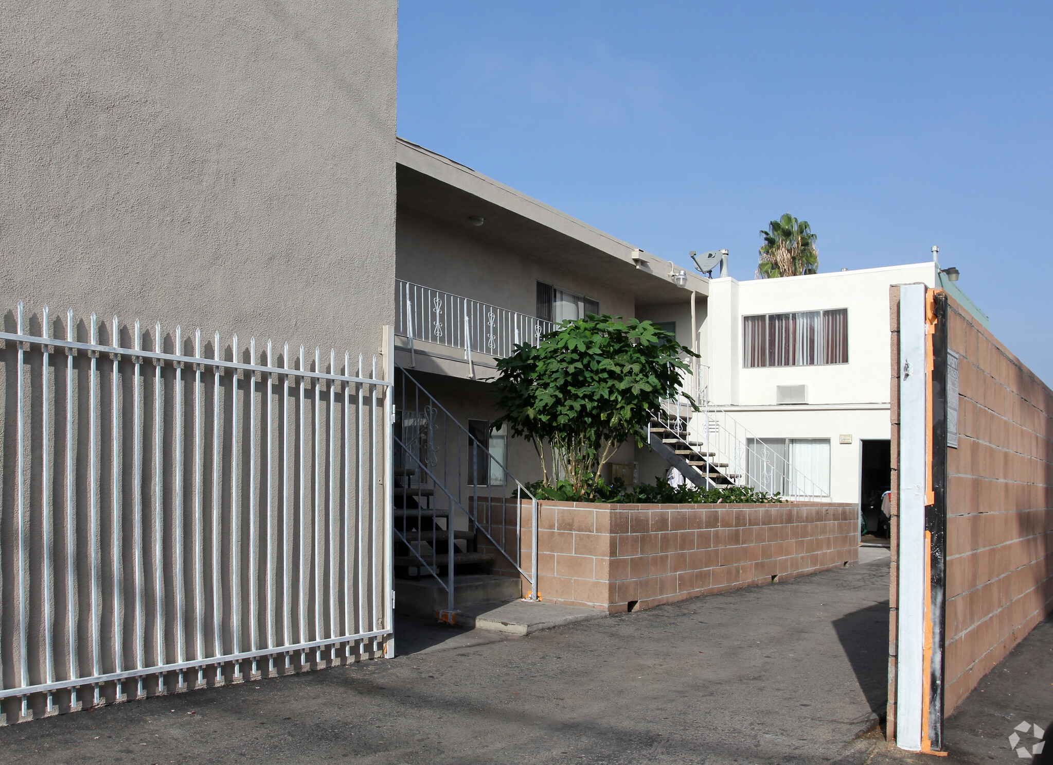 13527 Van Nuys Blvd, Pacoima, CA à vendre Photo principale- Image 1 de 1