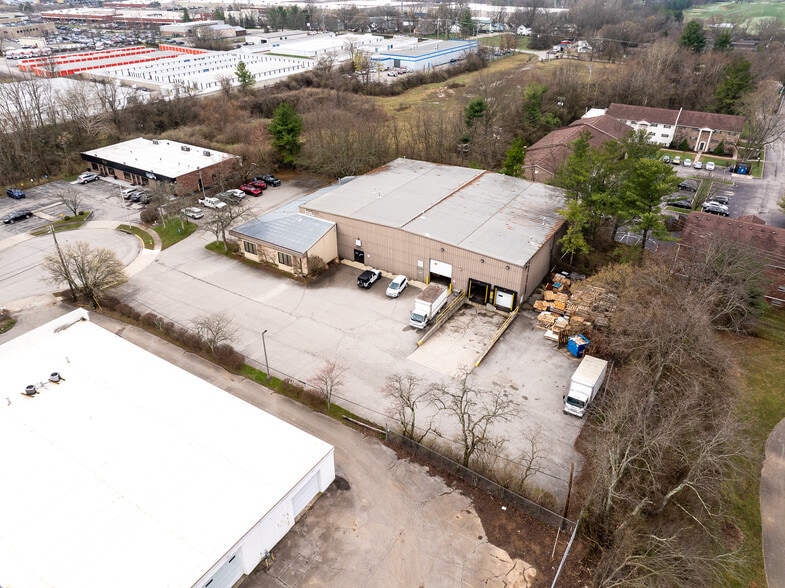 2001 Family Cir, Lexington, KY for lease - Building Photo - Image 2 of 12